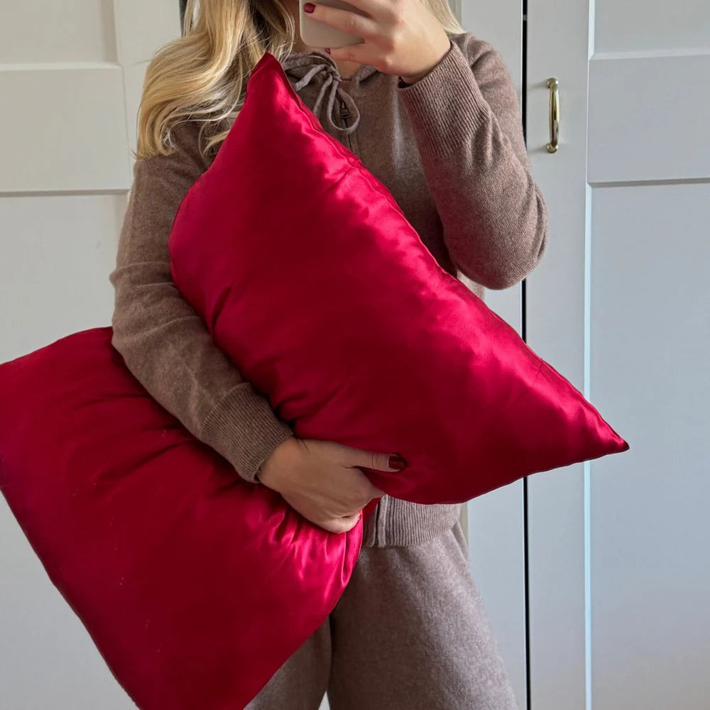 SILKE PUDEBETRÆK - RØD 100% mulberry silke